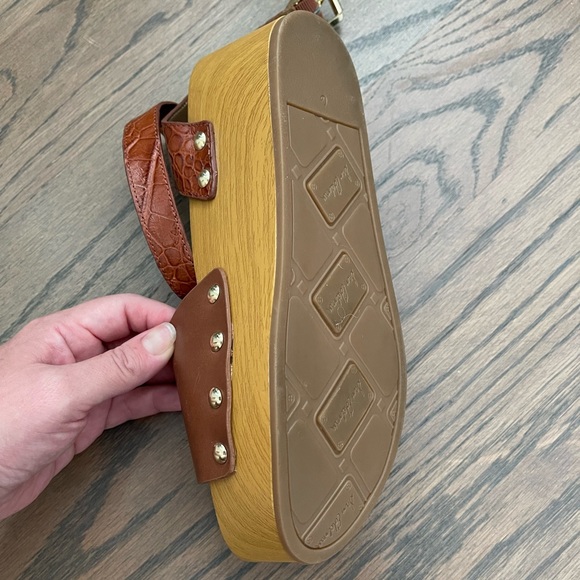 Sam Edelman Nude Platform Sandal - Picture 5 of 6